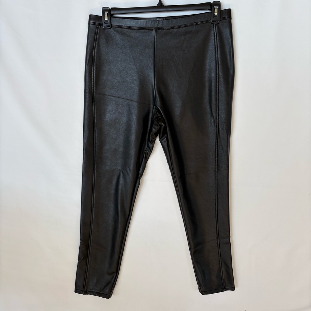 Wild Fable Black Faux Leather Pants women’s Size Large. INV25/351
